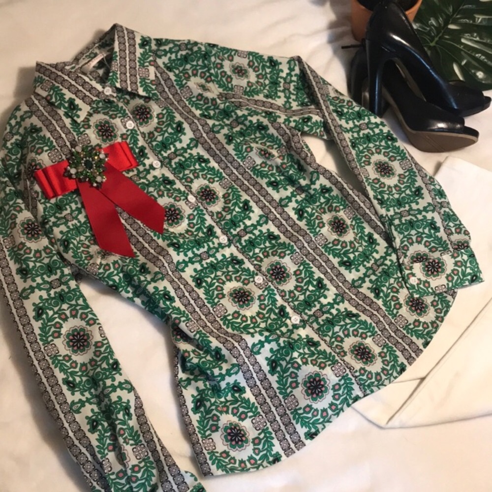Bow tie blouse